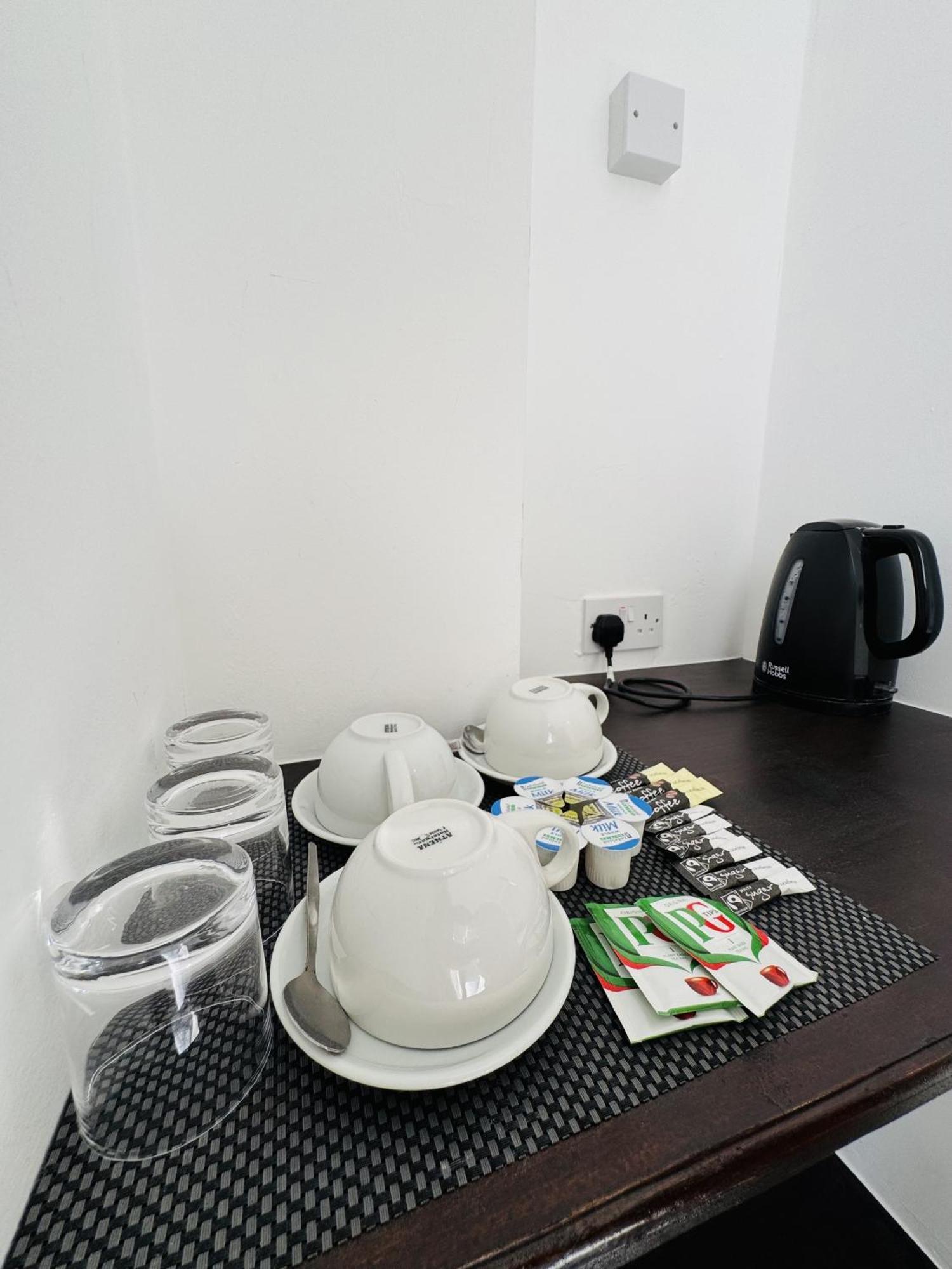 Carlton Court Hotel Eastbourne Quarto foto