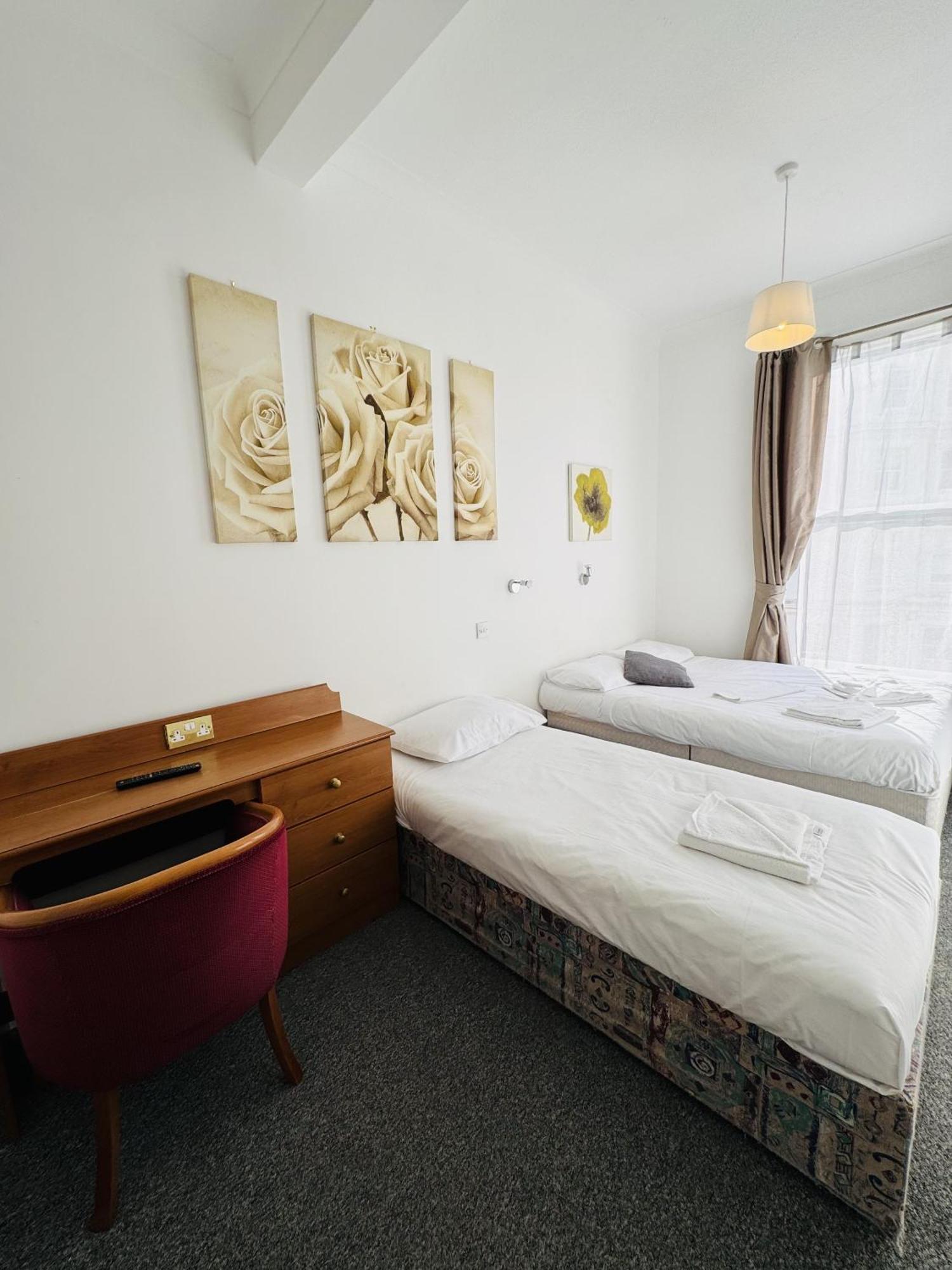 Carlton Court Hotel Eastbourne Quarto foto