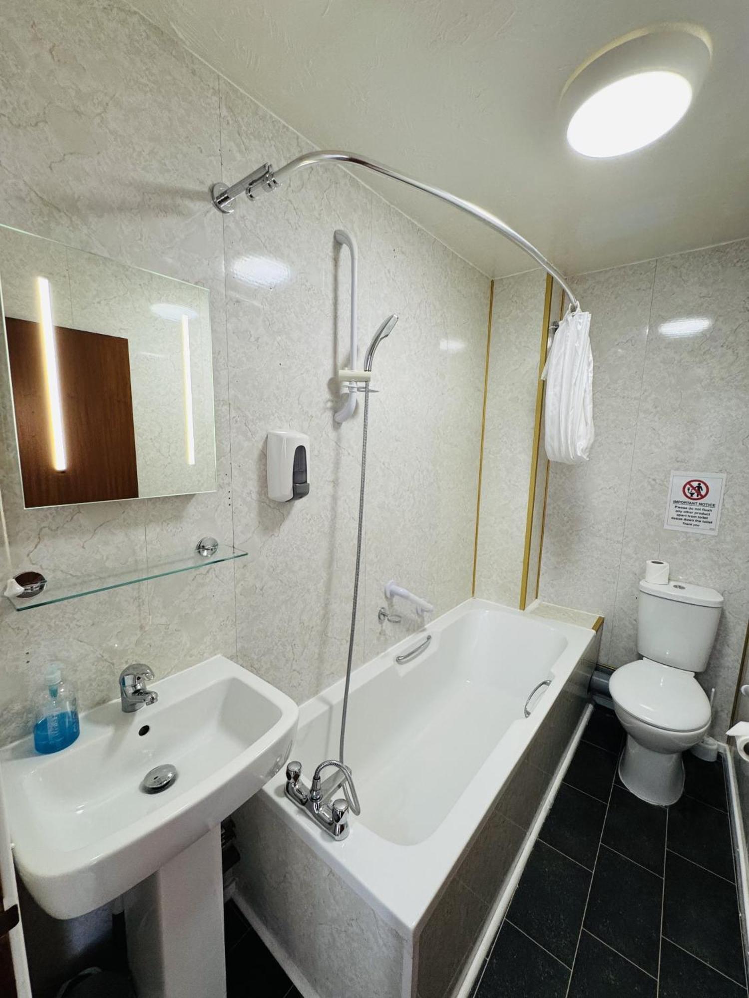 Carlton Court Hotel Eastbourne Quarto foto