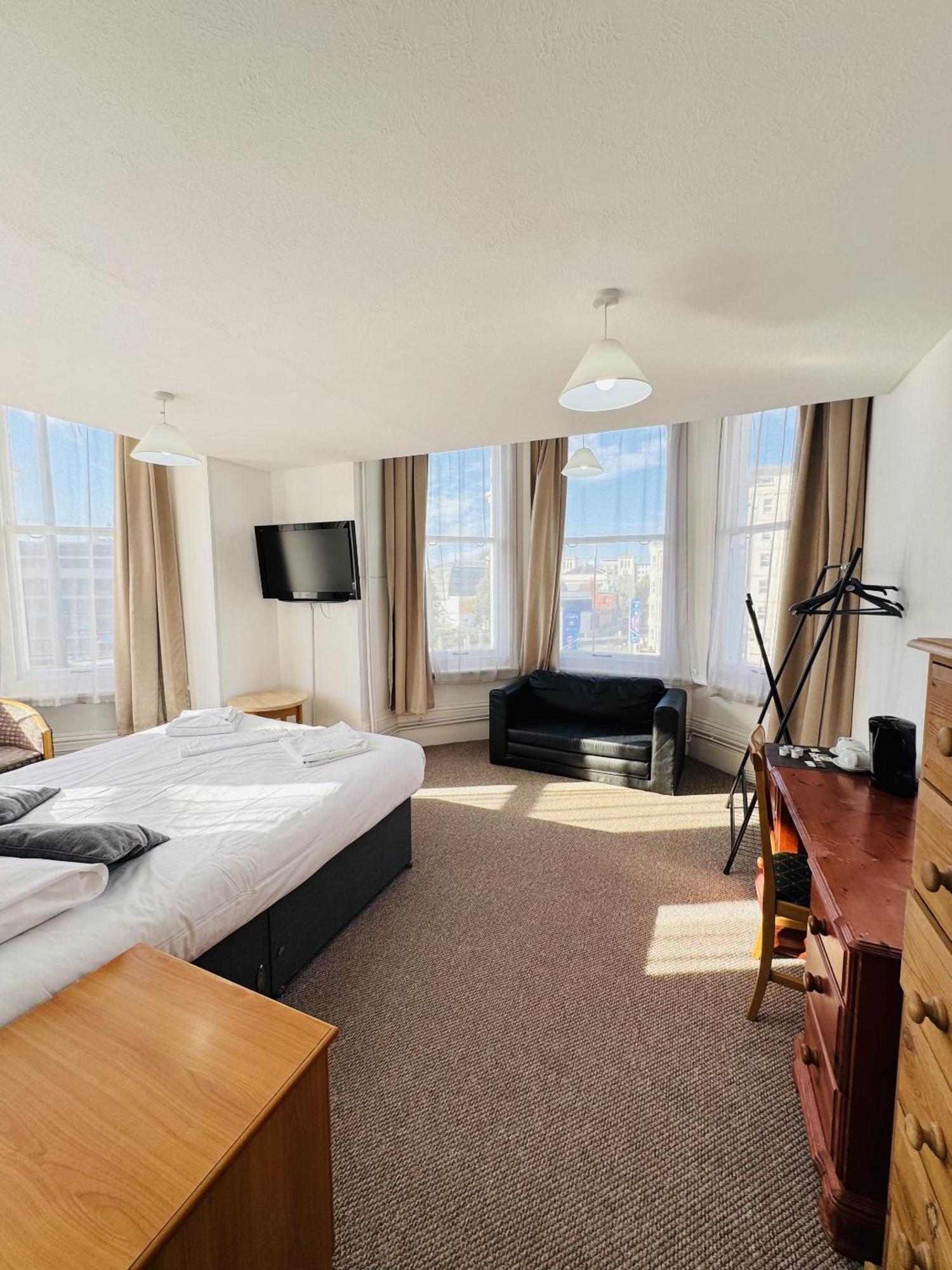 Carlton Court Hotel Eastbourne Quarto foto