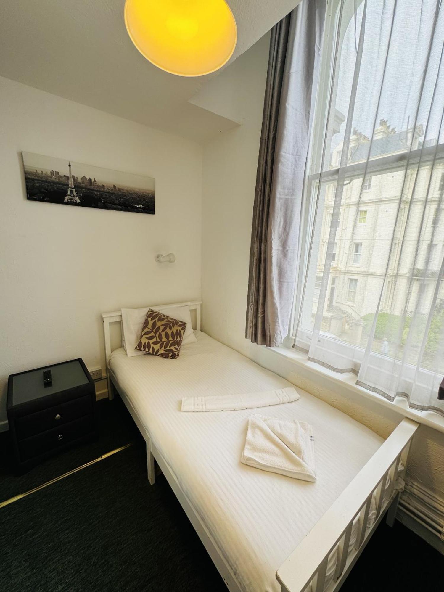 Carlton Court Hotel Eastbourne Quarto foto